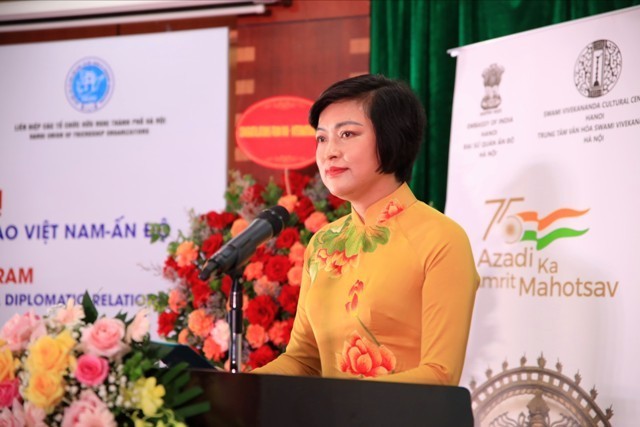 Friendship Exchange Program to Commemorate Vietnam-India Diplomatic Relations Friendship Exchange Program to Commemorate Vietnam-India Diplomatic Relations