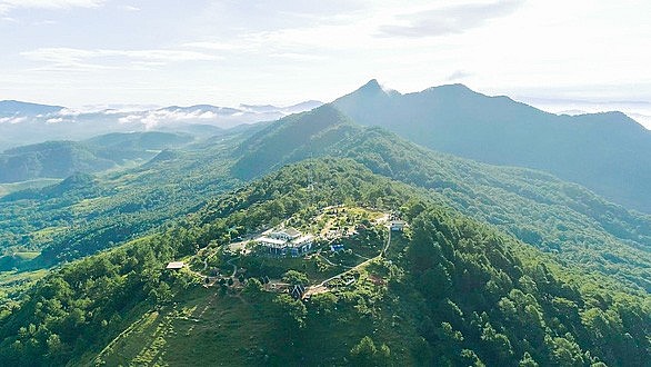 Radar Hill on the legendary Lang Biang peak in Lac Duong district - Photo: LD Radar Hill on the legendary Lang Biang peak in Lac Duong district - Photo: LD
