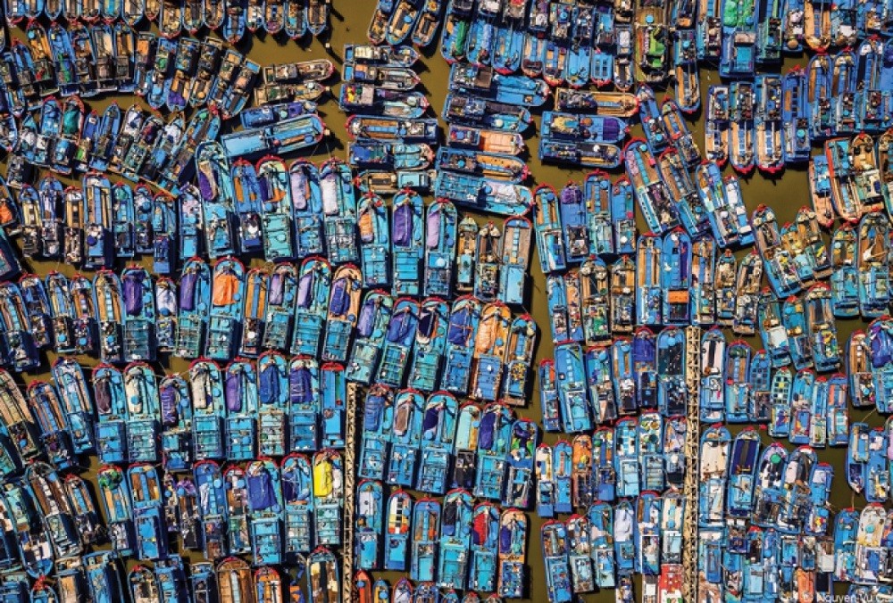 Vietnamese Photographer Wins First Prize at UAE-based Global Award Vietnamese Photographer Wins First Prize at UAE-based Global Award