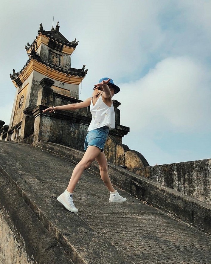 The Nearly 400-Year-Old Ancient Citadel in Quang Binh Once Famous Throughout Vietnam Walking Through Quang Binh's Centuries-old Citadel