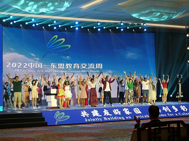 Vietnam’s Digital Transformation Introduced at China-ASEAN Education Cooperation Week Vietnam’s Digital Transformation Introduced at China-ASEAN Education Cooperation Week