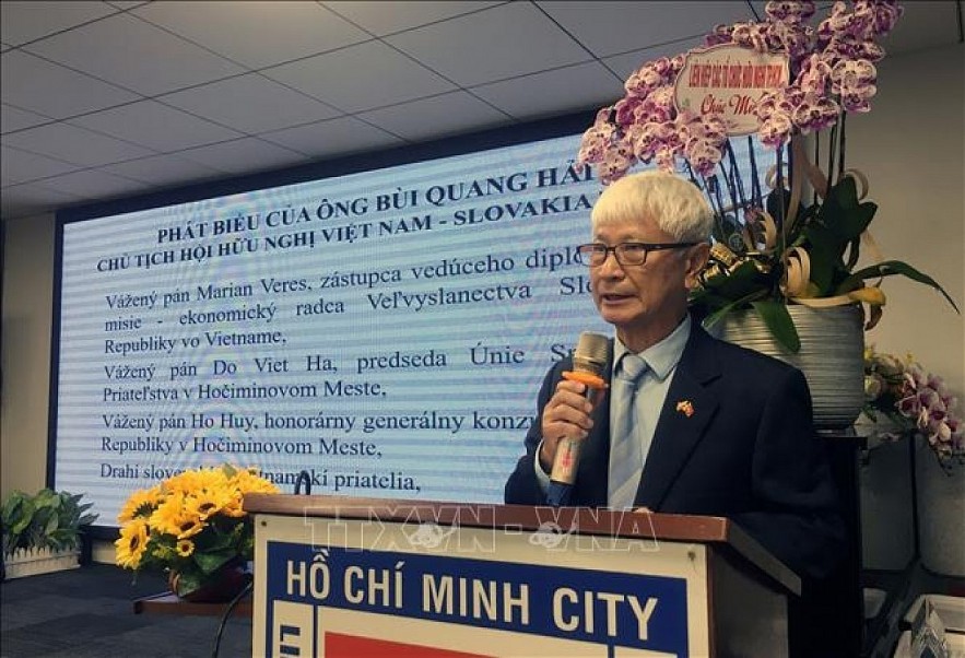 Bui Quang Hai, chairman of the Vietnam - Slovakia Friendship Association in Ho Chi Minh City speaks at the event. Bui Quang Hai, chairman of the Vietnam - Slovakia Friendship Association in Ho Chi Minh City speaks at the event.