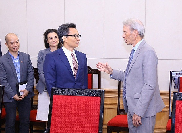 Phó Thủ tướng Vũ Đức Đam tiếp Trợ lý cấp cao của Chủ tịch Thượng viện Hoa Kỳ Phó Thủ tướng Vũ Đức Đam tiếp Trợ lý cấp cao của Chủ tịch Thượng viện Hoa Kỳ