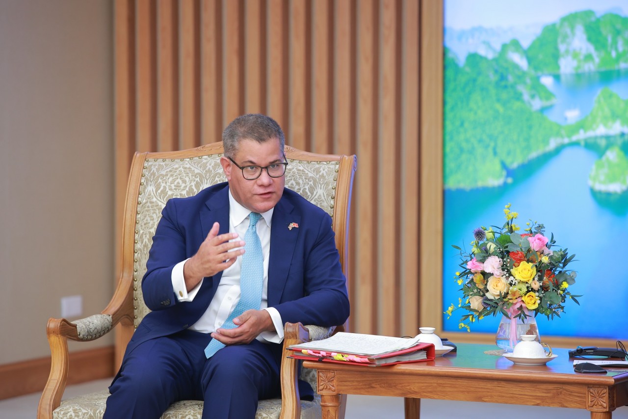 COP26 President Returns to VietNam to Drive Progress on Clean Energy Transition COP26 President Returns to VietNam to Drive Progress on Clean Energy Transition