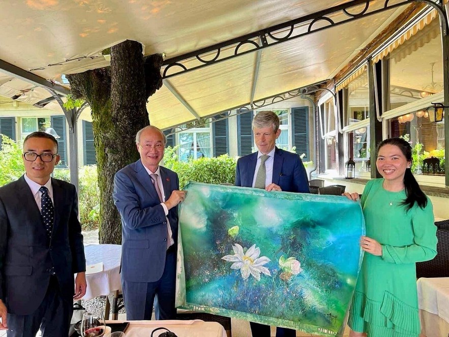 Vietnam: Switzerland’s Important Partner in Southeast Asia Vietnam: Switzerland’s Important Partner in Southeast Asia