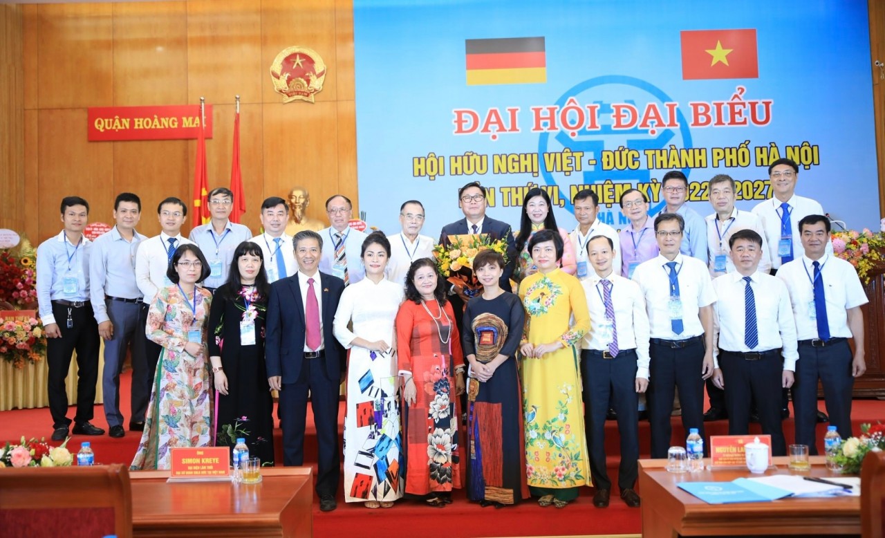 The new executive board's members. Photo: HAUFO The new executive board's members. Photo: HAUFO