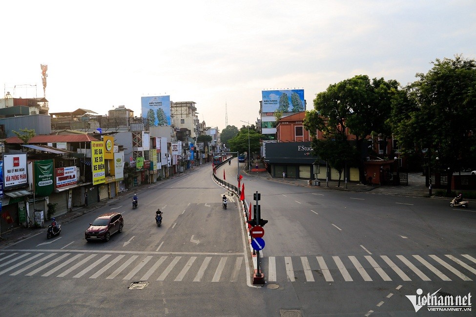 Peaceful Beauty of Hanoi During the National Holiday Peaceful Beauty of Hanoi During the National Holiday