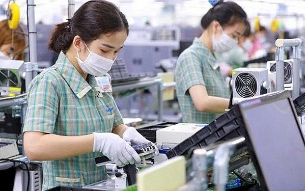 Many large firms have shown their interest in Vietnam. Photo: VNA Many large firms have shown their interest in Vietnam. Photo: VNA