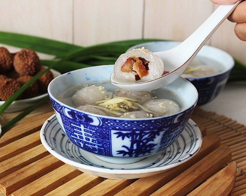 5 Dishes Visitors Should Try in Hue Five Must-try Dishes in Hue