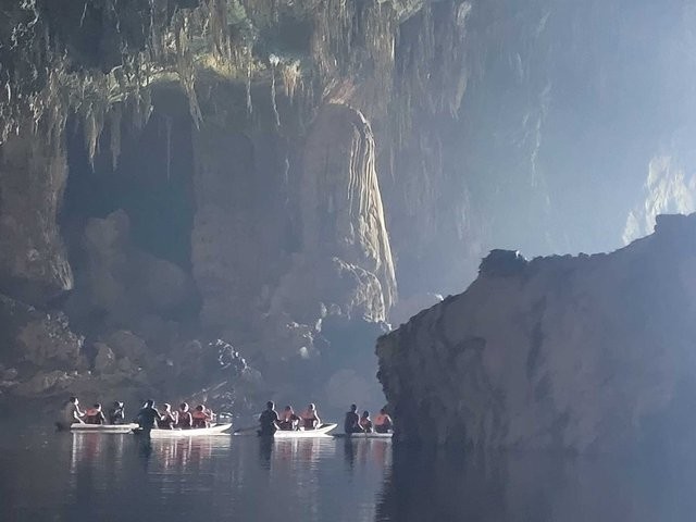 IUCN Promotes Cooperation in Cave Tourism Between Vietnam-Laos IUCN Promotes Cooperation in Cave Tourism Between Vietnam-Laos