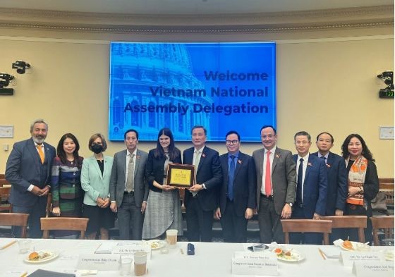 Meeting with the US House of Representatives’ Science Space and Technology Committee. Source: quochoi.vn Meeting with the US House of Representatives’ Science Space and Technology Committee. Source: quochoi.vn