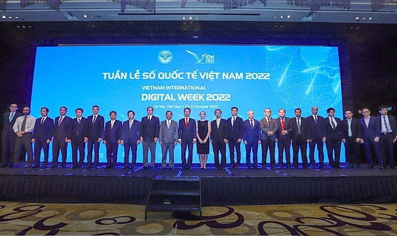 Vietnam International Digital Week Kicks Off Vietnam International Digital Week Kicks Off