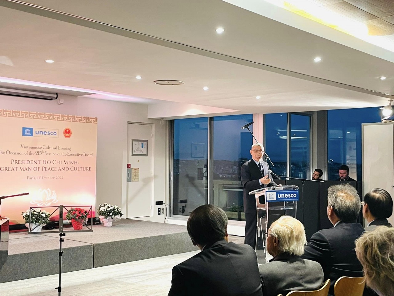 Intl' Friends Reminisce About President Ho Chi Minh at UNESCO Headquarters' Event