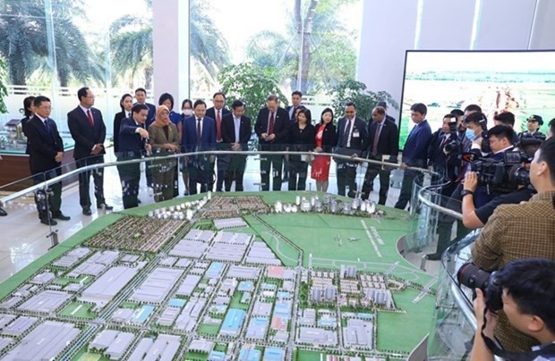President of Singapore Halimah Yacob in Bac Ninh. Photo: VNA President of Singapore Halimah Yacob in Bac Ninh. Photo: VNA