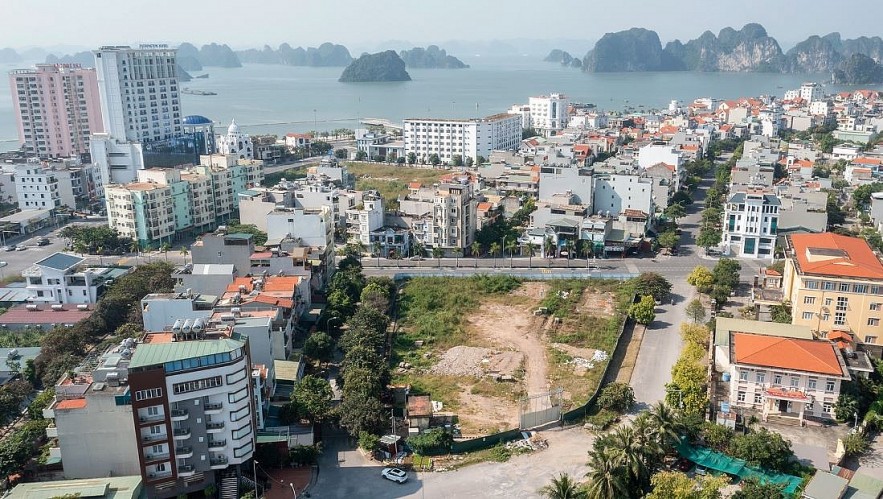 Vietnam Business & Weather Briefing (Oct 23): Vietnam Business & Weather Briefing (Oct 23):