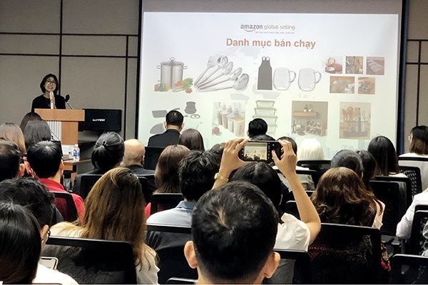 Amazon: Vietnam Among Top 10 Countries with Highest Growth in Retail E-commerce Sales in 2022 Amazon: Vietnam Among Top 10 Countries with Highest Growth in Retail E-commerce Sales in 2022