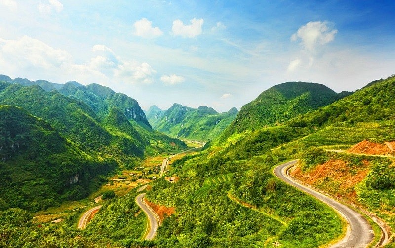 Top 12 Must-Visit Tourist Destinations in Meo Vac, Dong Van Top 12 Must-Visit Tourist Destinations in Meo Vac, Dong Van