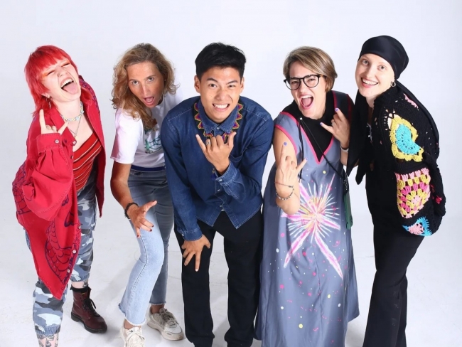 Multinational Models & Artists Present the Green Charms of Sustainable Clothing