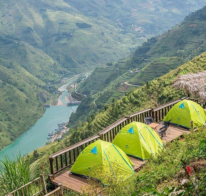 3 Coffee Shops with Beautiful Scenery in Ha Giang Three Coffee Shops with Beautiful Scenery in Ha Giang