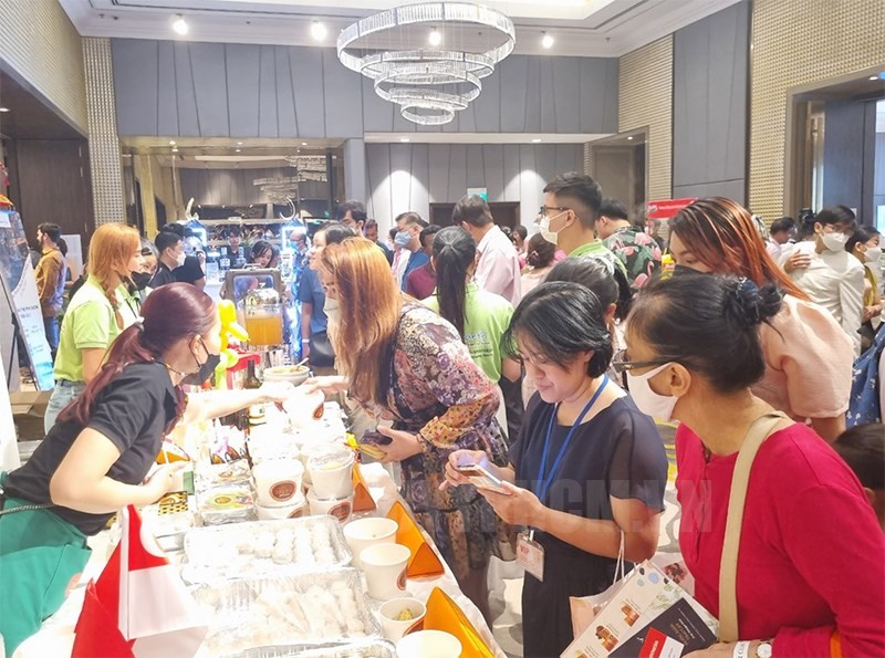 HCM City: Consular Club’s Annual Charity Bazaar HCM City: Consular Club’s Annual Charity Bazaar