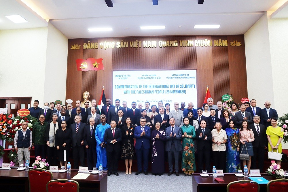 Vietnam Supports The Cause of Just Struggle of Palestinian People Vietnam Supports The Cause of Just Struggle of Palestinian People