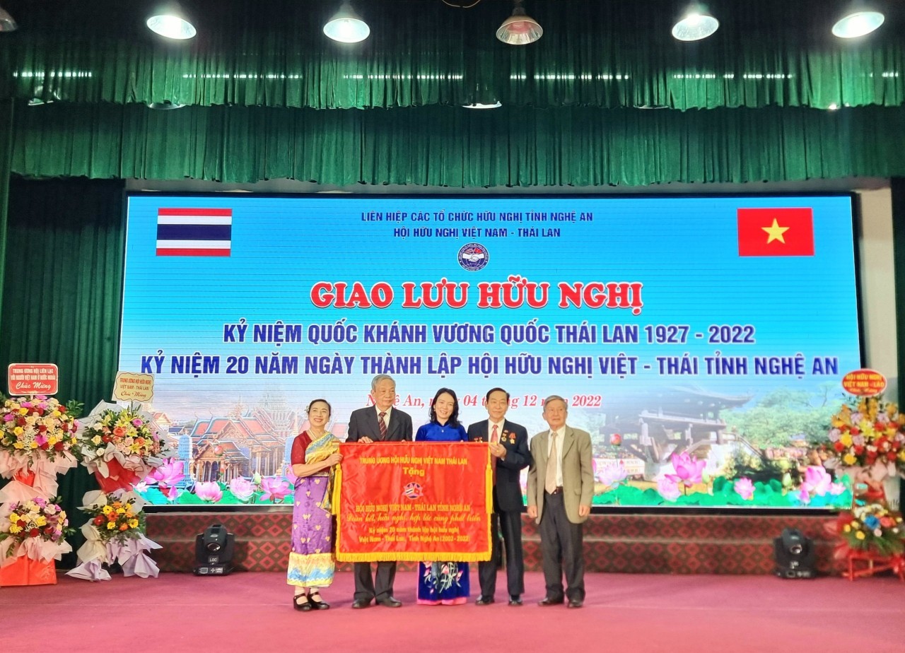 Vietnam-Thai Friendship Association of Nghe An Province and 20 Years Boosting Bilateral Ties Vietnam-Thai Friendship Association of Nghe An Province and 20 Years Boosting Bilateral Ties