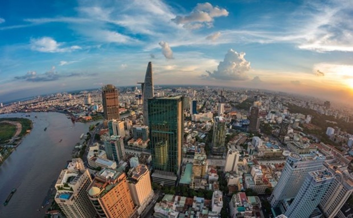 Ho Chi Minh City Works to Become Modern Service-Industrial City Ho Chi Minh City Works to Become Modern Service-Industrial City