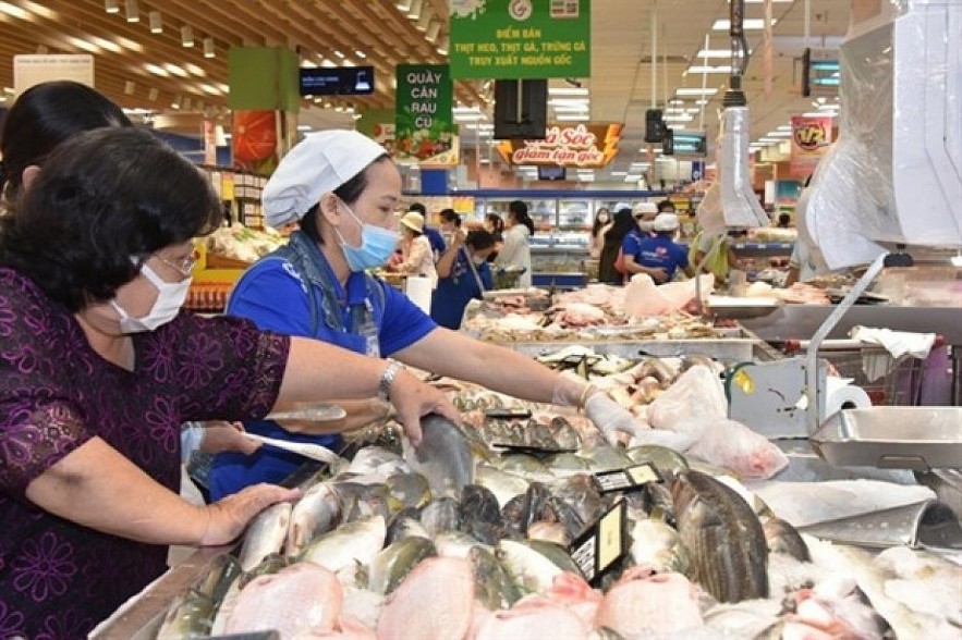 Retailers have increased stocks of fresh food and other essential goods commonly consumed during Tet to ensure sufficient supply and stable prices. Photo: Saigon Co.op Retailers have increased stocks of fresh food and other essential goods commonly consumed during Tet to ensure sufficient supply and stable prices. Photo: Saigon Co.op