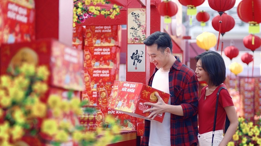 Tet is Coming, What Young People Choose to Gift their Family? Tet is Coming, What Young People Choose to Gift their Family?