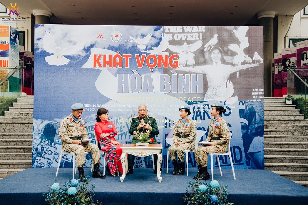 Looking Back at Journey of Dedication, Peace-building of Vietnamese, International friends Looking Back at Journey of Dedication, Peace-building of Vietnamese, International friends