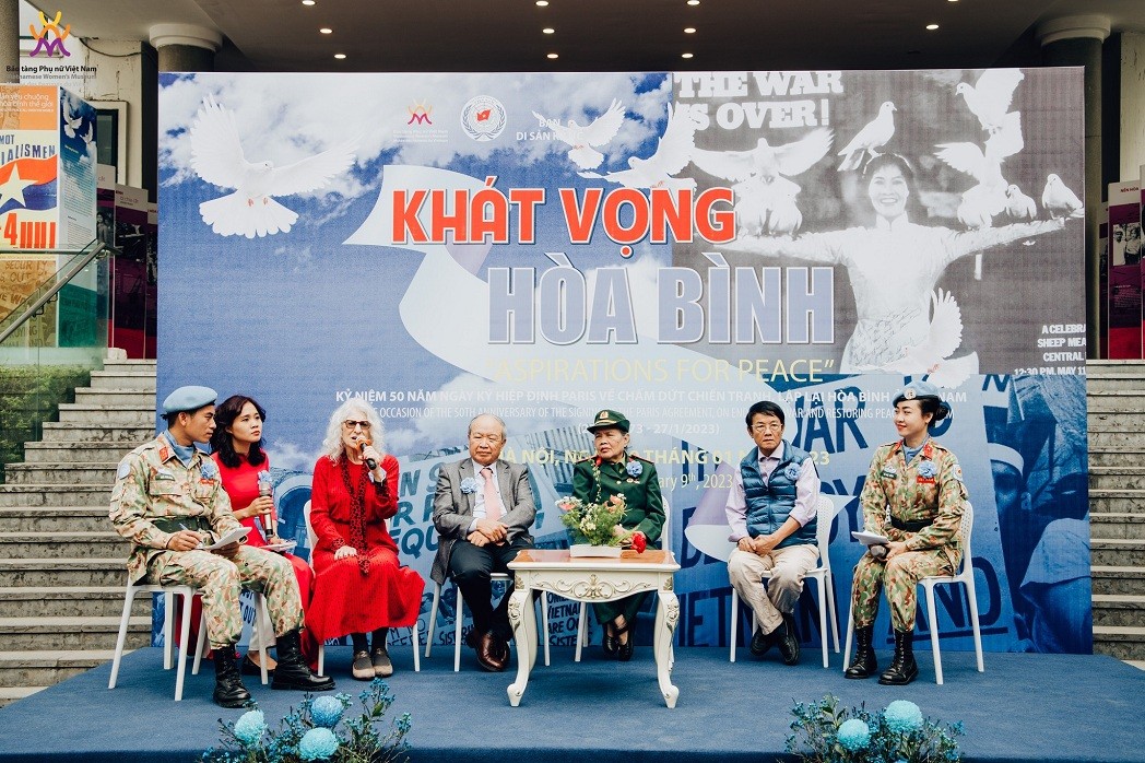 Looking Back at Journey of Dedication, Peace-building of Vietnamese, International friends Looking Back at Journey of Dedication, Peace-building of Vietnamese, International friends