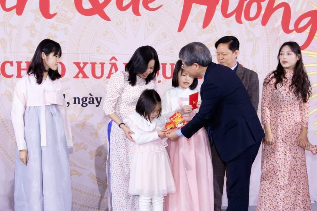 Overseas Vietnamese Celebrate Lunar New Year Far From Home Overseas Vietnamese Celebrate Lunar New Year Far From Home