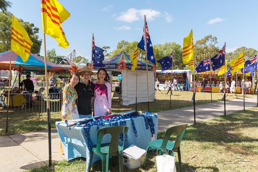 Vietnamese in Australia Disappointed by the Absence of Cats During Tet Vietnamese in Australia Disappointed by the Absence of Cats During Tet