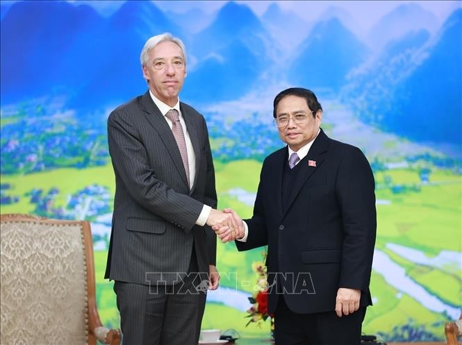 PM Pham Minh Chinh (R) and Portuguese Minister of Foreign Affairs Joao Gomes Cravinho. Photo: VNA PM Pham Minh Chinh (R) and Portuguese Minister of Foreign Affairs Joao Gomes Cravinho. Photo: VNA