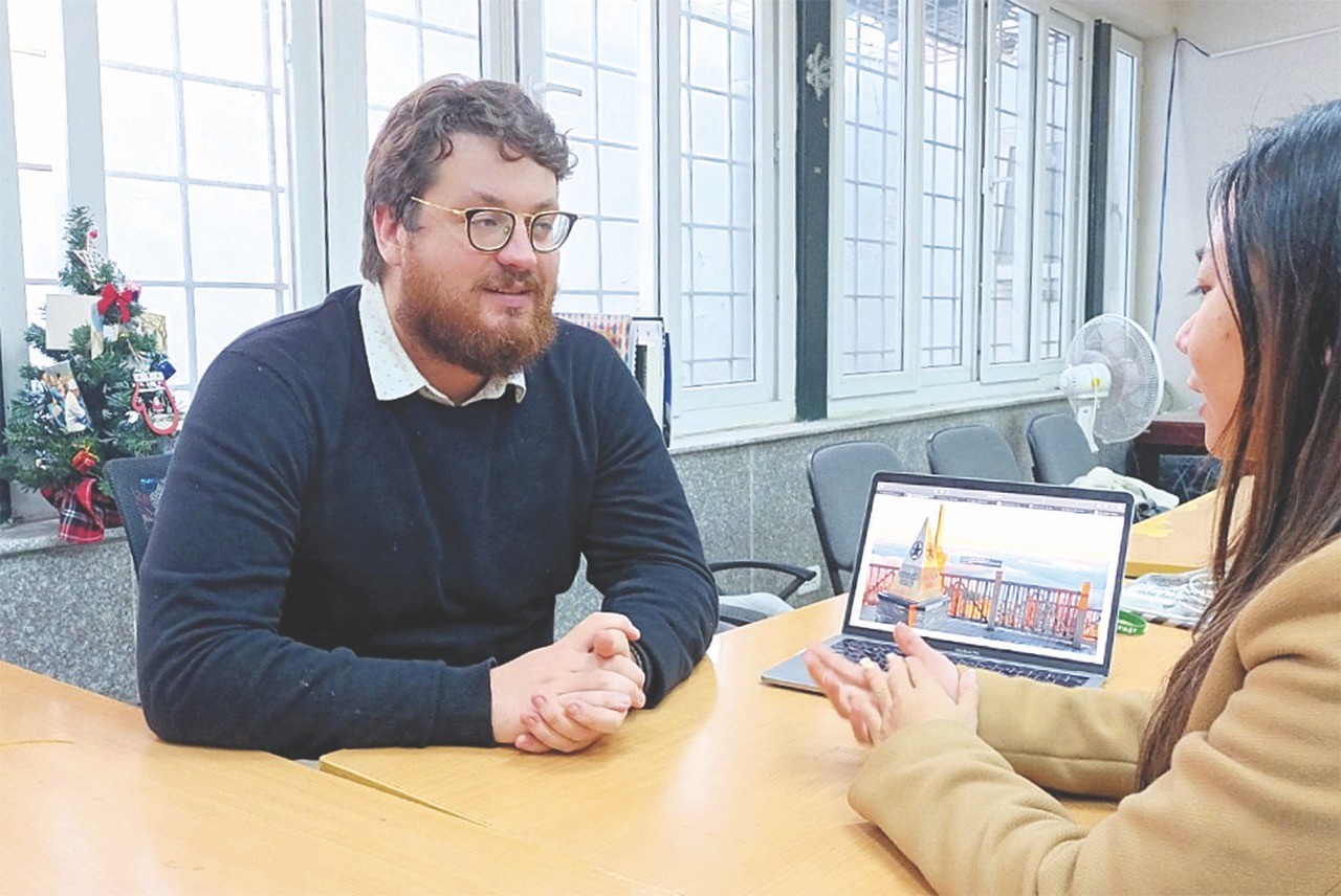 Expats Share New Year's Resolutions Expats Share New Year's Resolutions