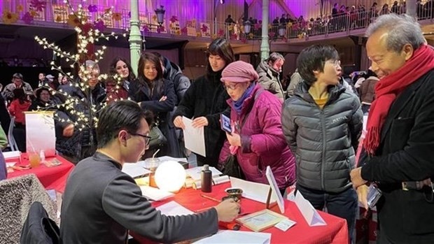 Vietnamese in EU Celebrate Tet Vietnamese in EU Celebrate Tet