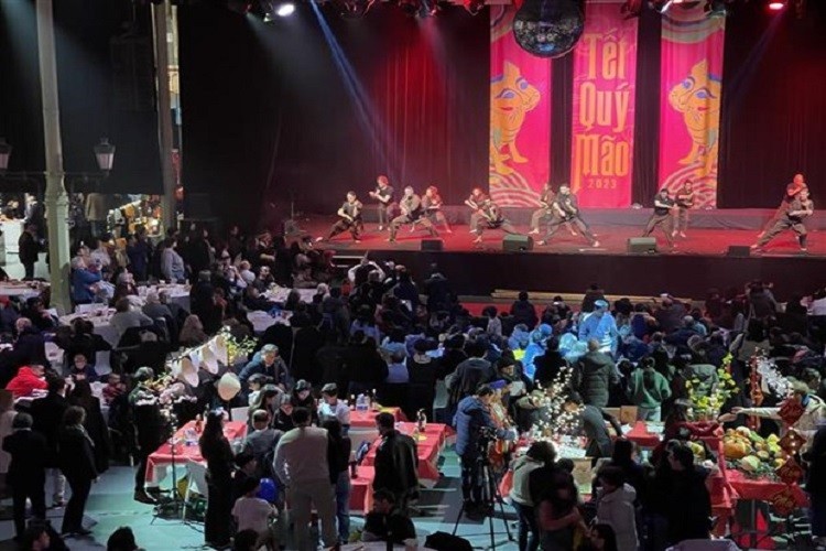 Vietnamese in EU Celebrate Tet Vietnamese in EU Celebrate Tet