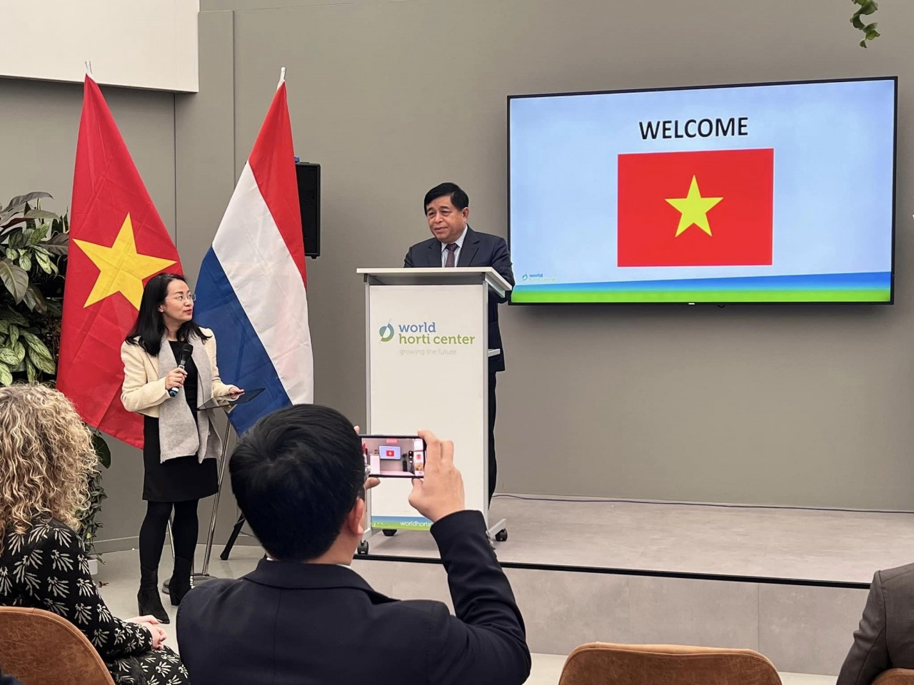 Vietnam, Netherlands Further Cooperation in Smart Agricultural Development Vietnam, Netherlands Further Cooperation in Smart Agricultural Development