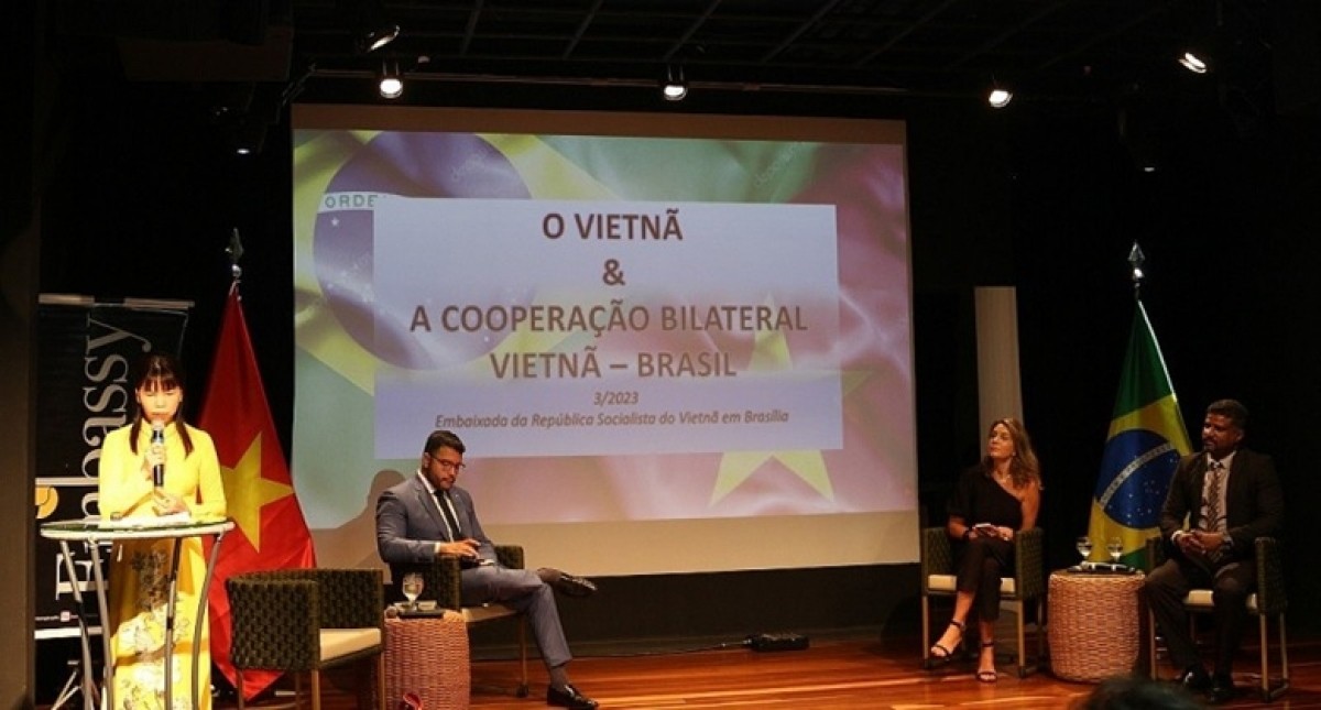 Vietnamese Ambassador to Brazil Pham Thi Kim Hoa speaks at the event (Image source: The Vietnamese Embassy in Brazil Vietnamese Ambassador to Brazil Pham Thi Kim Hoa speaks at the event (Image source: The Vietnamese Embassy in Brazil