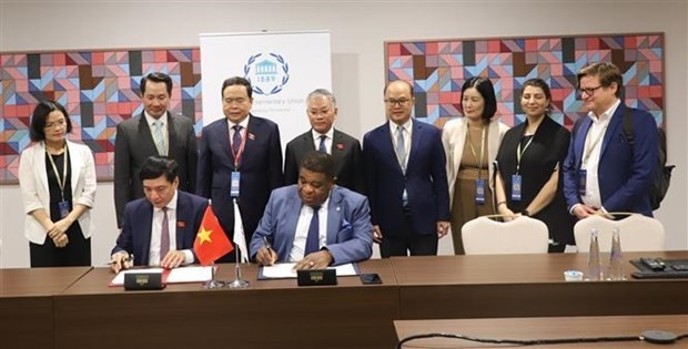 At the signing ceremony of the agreement. Photo: VNA At the signing ceremony of the agreement. Photo: VNA