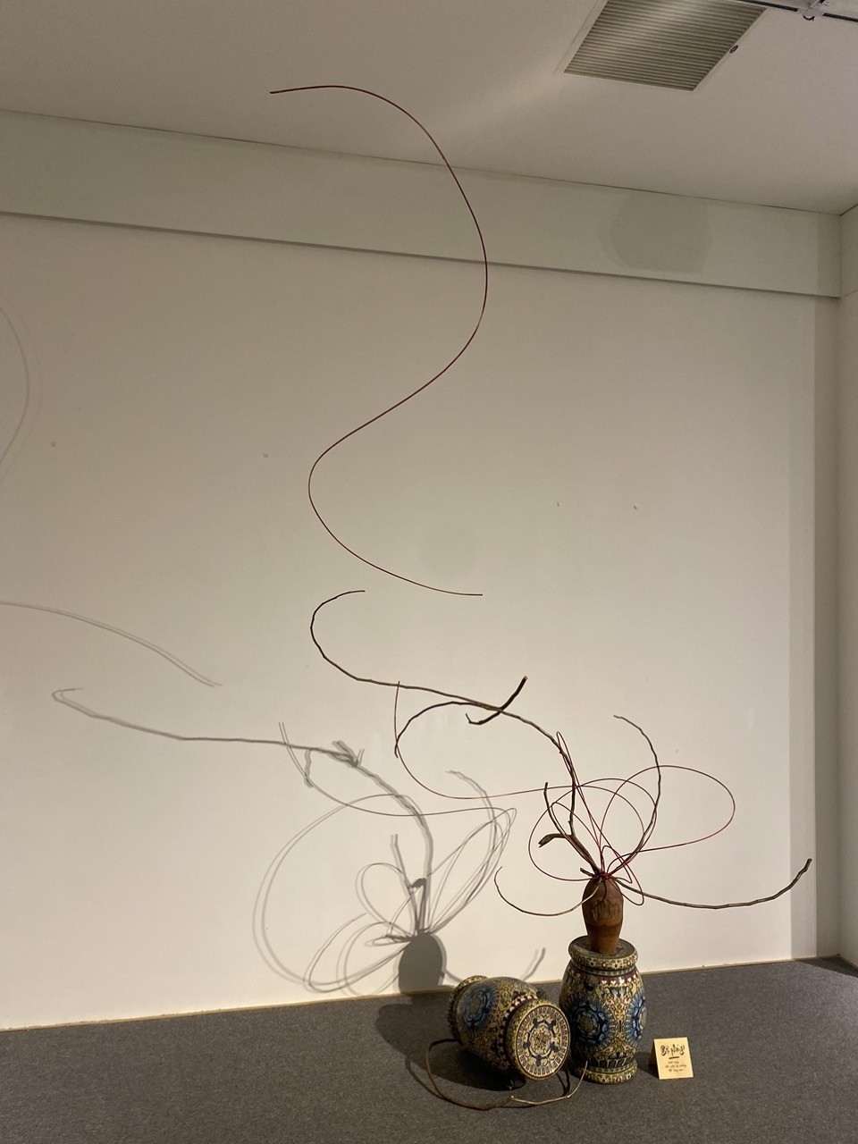 Editor's Pick: Binh Sinh by mBug - Sophisticated Ikebana Arrangement Celebrates Simplicity
