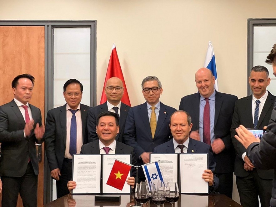 Both sides have announced the finalization of negotiations for their free trade agreement (FTA) 