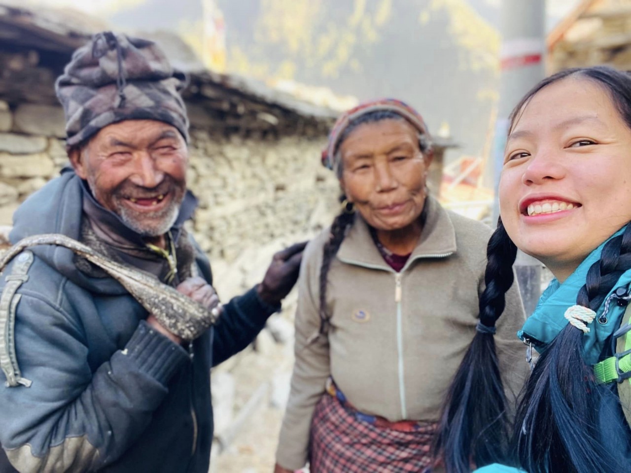 Viet Trekker Conquers Himalaya Viet Trekker Conquers Himalaya