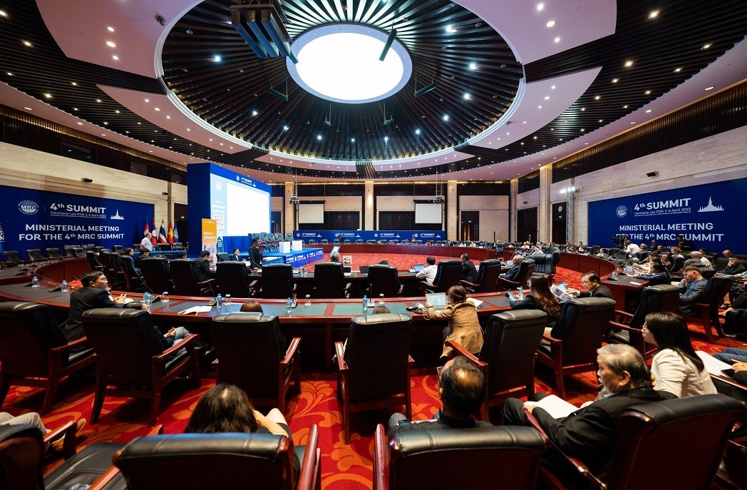 At the ministerial meeting for the 4th MRC Summit (Photo: VNA At the ministerial meeting for the 4th MRC Summit (Photo: VNA