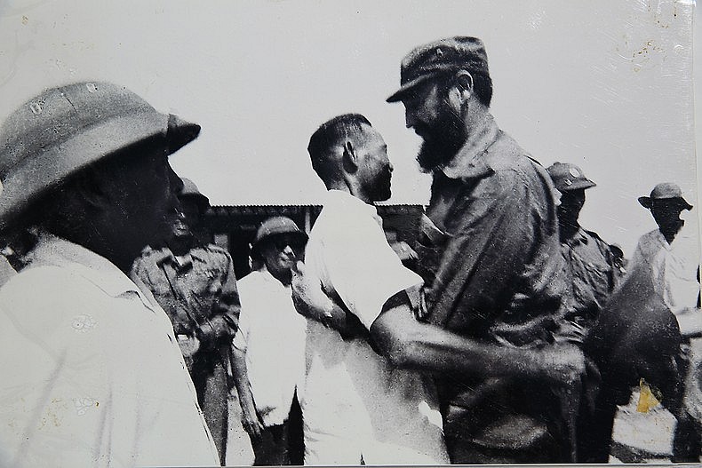 Fidel Castro in Quang Tri - A Photo Set by Si So Fidel Castro in Quang Tri - A Photo Set by Si So