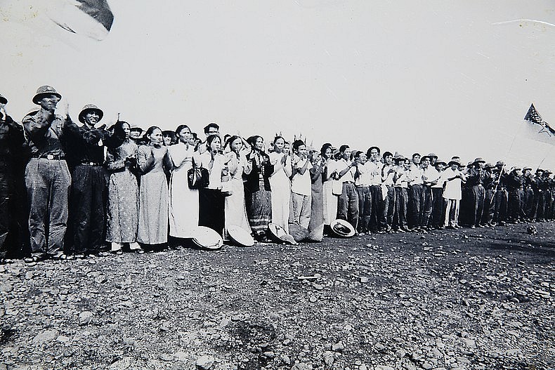 Fidel Castro in Quang Tri - A Photo Set by Si So Fidel Castro in Quang Tri - A Photo Set by Si So
