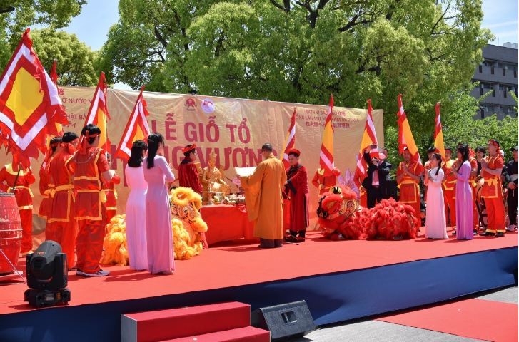 Overseas Vietnamese in Japan Commemorate Hung Kings Overseas Vietnamese in Japan Commemorate Hung Kings