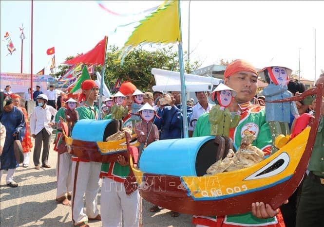 Feast and Commemoration Festival for Hoang Sa Archipelago's Soldiers Held Feast and Commemoration Festival for Hoang Sa Archipelago's Soldiers Held