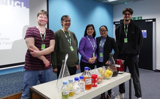 Vietnamese scientist in UK Inspires Scientific Passion for Children Vietnamese scientist in UK Inspires Scientific Passion for Children