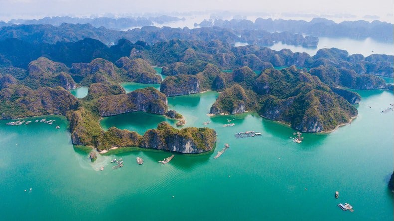 Photo: Halong Bay Photo: Halong Bay